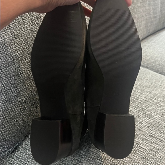 New Talbots Women's DAKOTA SUEDE SCALLOP-EDGE
ANKLE BOOT Olive Green - Picture 3 of 7